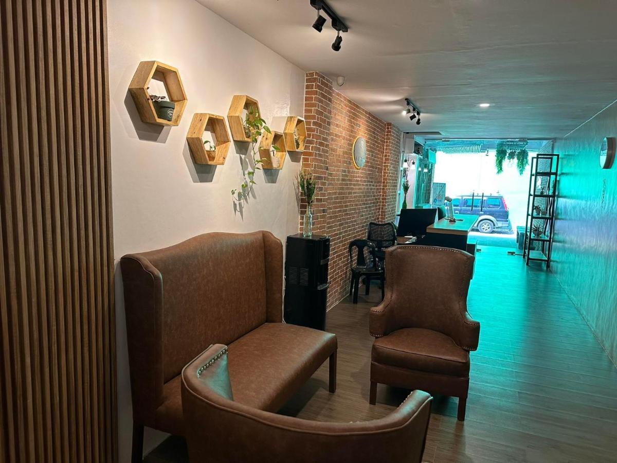 Aden Hotel 마카티 외부 사진